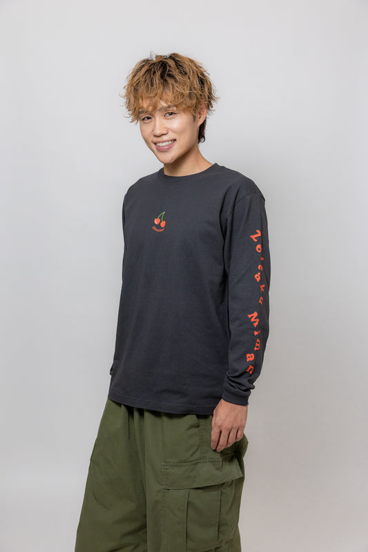 Zeitaku Miman ロングスリープシャツ