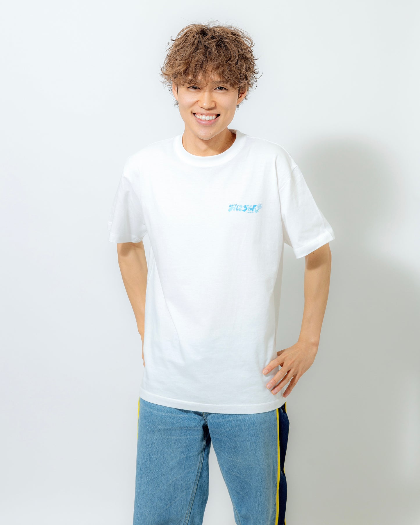 ロゴTシャツ