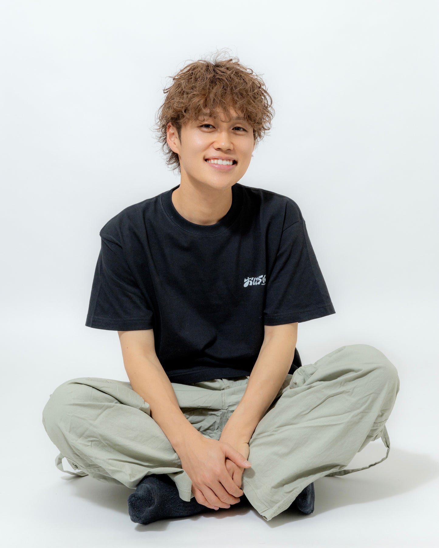 ロゴTシャツ