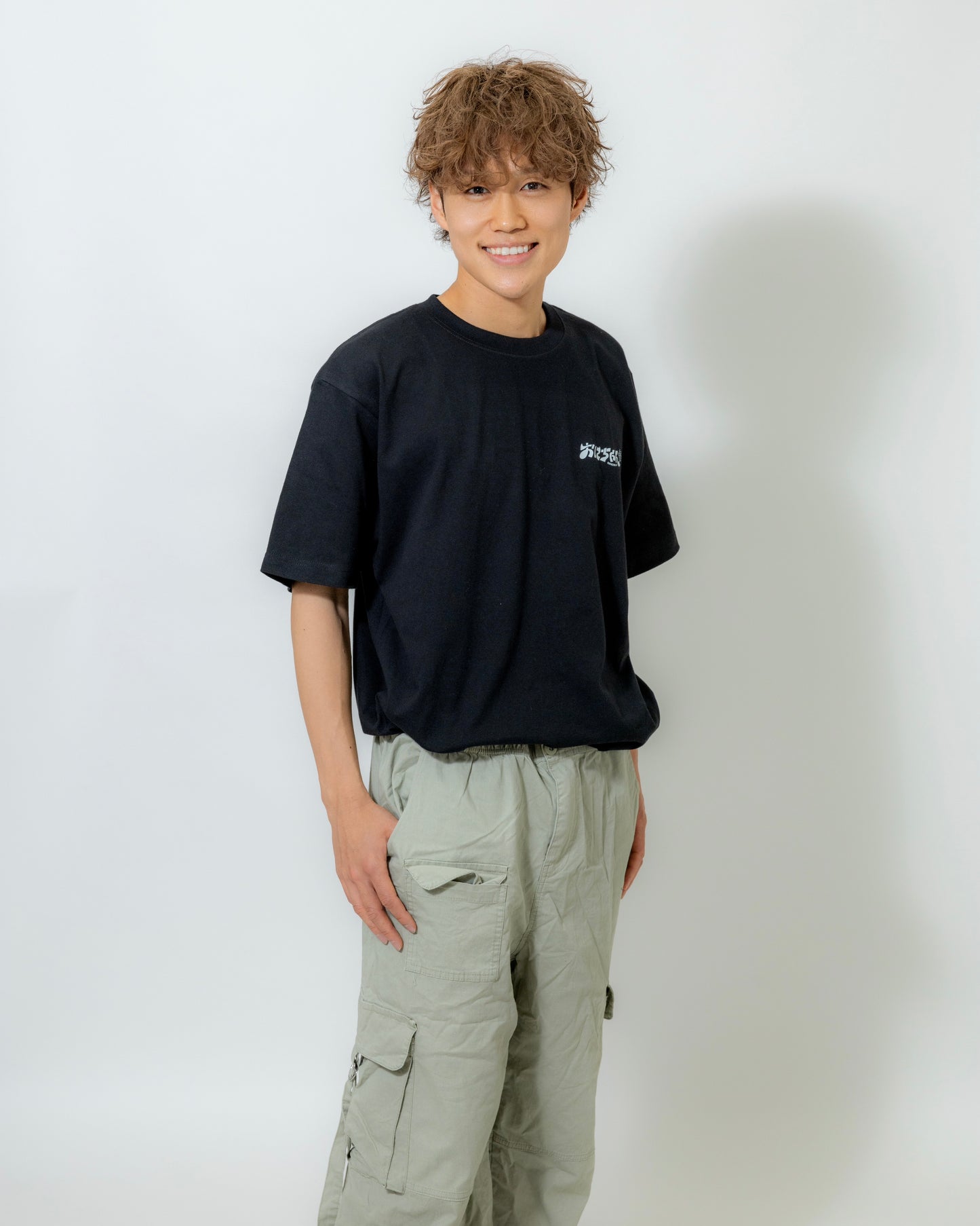 ロゴTシャツ